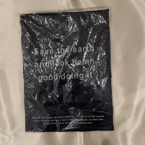 Reformation Frankie Silk Dress in Navy *NEW* - Picture 7 of 7